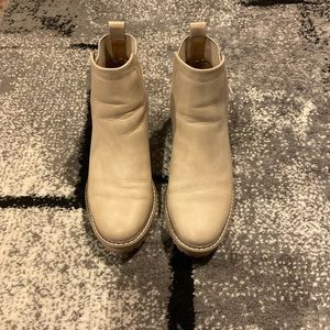 Dolce Vita - Size 8.5 Fashion Boot